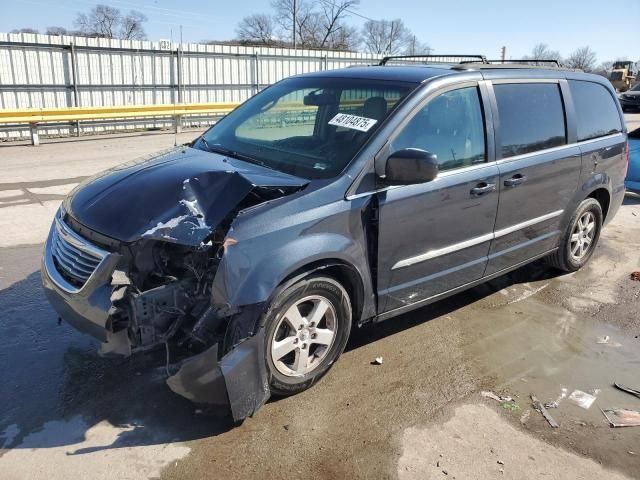 2013 Chrysler Town & Country Touring