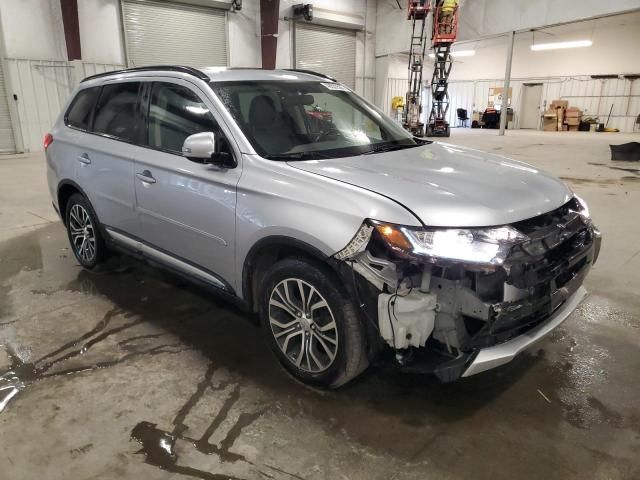 2016 Mitsubishi Outlander SE