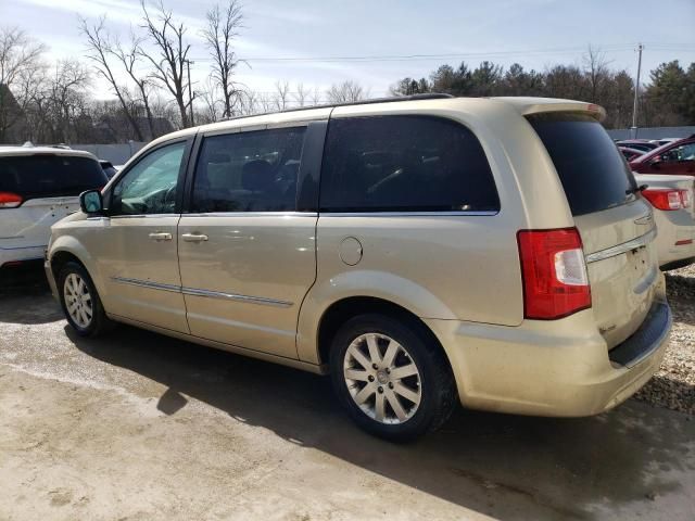 2011 Chrysler Town & Country Touring L