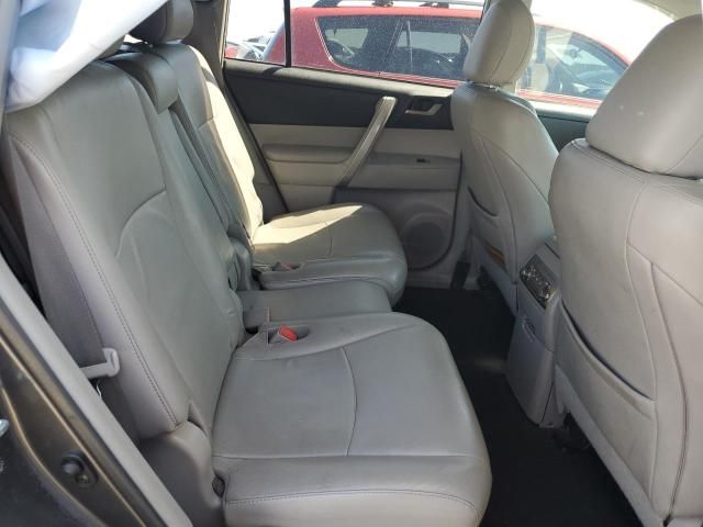 2011 Toyota Highlander Base