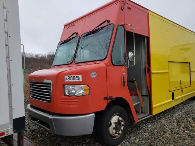 2017 Freightliner Chassis M Line WALK-IN Van