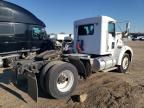 2007 Kenworth T300 Semi Truck