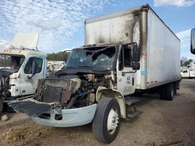 2005 International 4200 BOX Truck