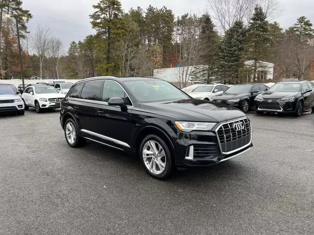 2020 Audi Q7 Premium