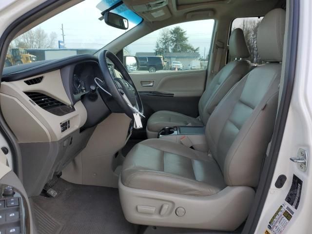 2015 Toyota Sienna XLE