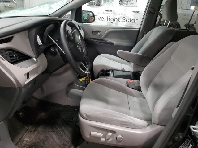 2015 Toyota Sienna LE