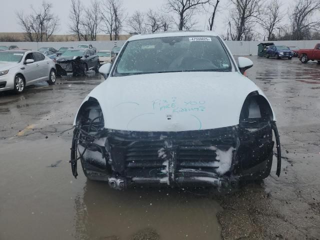 2015 Porsche Cayenne Turbo