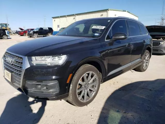 2019 Audi Q7 Prestige