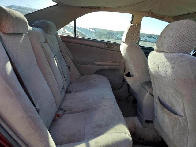 2004 Toyota Camry LE