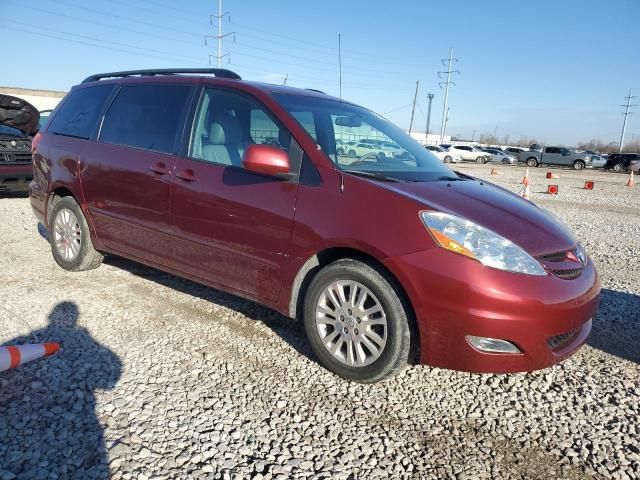 2009 Toyota Sienna XLE