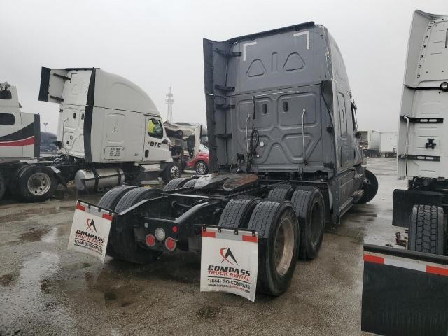 2024 Freightliner Cascadia 126