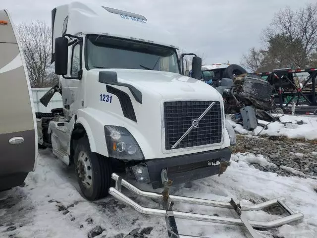 2019 Volvo VN Semi Truck