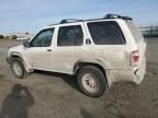 2000 Nissan Pathfinder LE