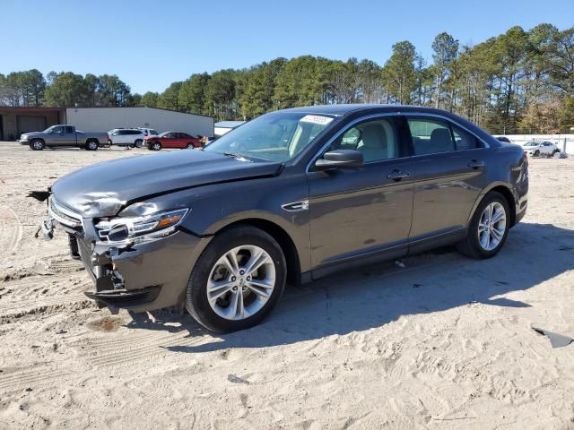 2018 Ford Taurus SE