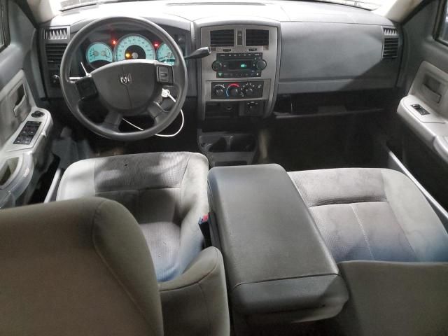 2006 Dodge Dakota Quad SLT