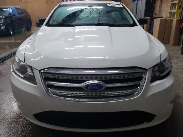 2011 Ford Taurus SE