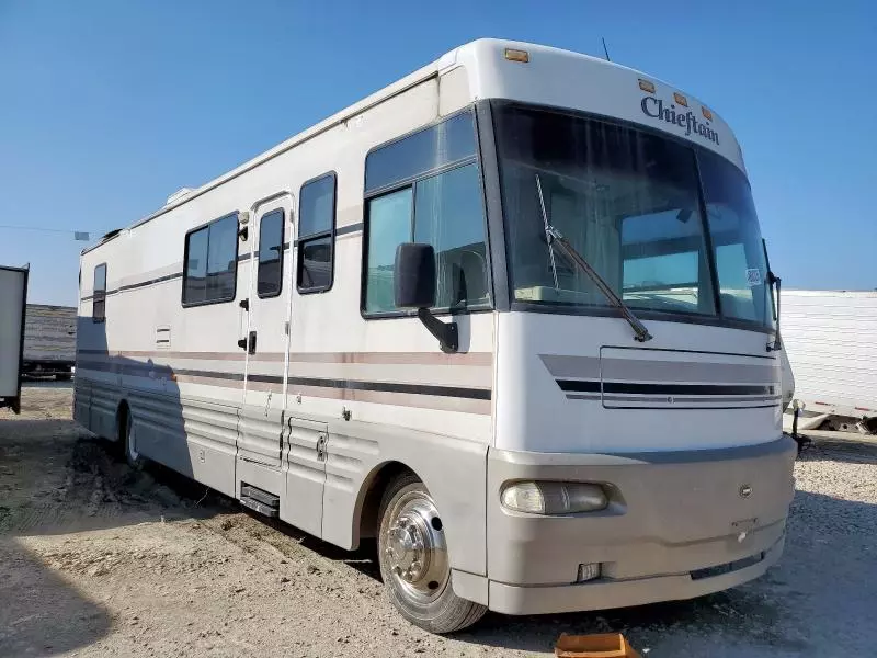 1999 Freightliner Chassis X Line Motor Home