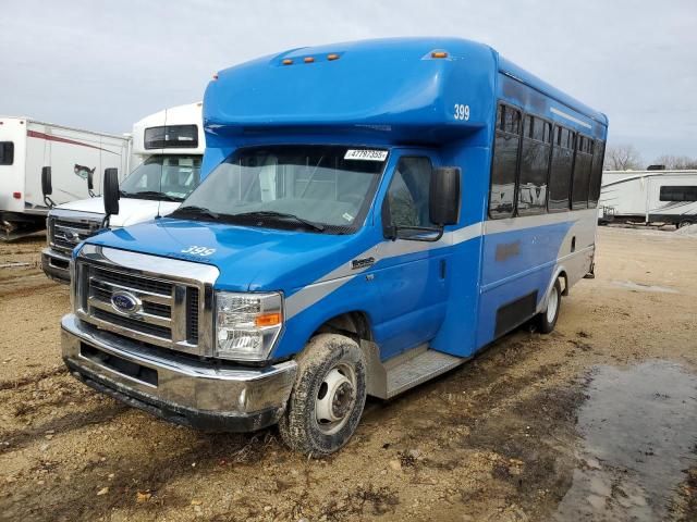 2019 Ford Econoline E350 Super Duty Cutaway Van