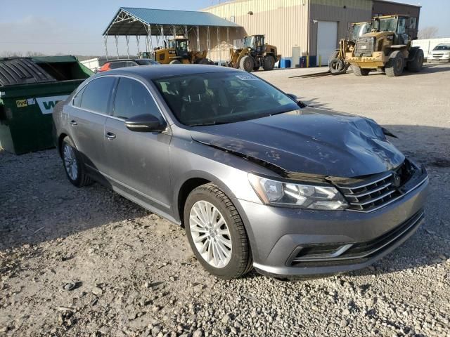 2016 Volkswagen Passat SE