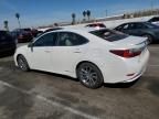 2018 Lexus ES 300H