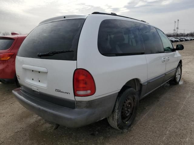 1998 Dodge Grand Caravan LE