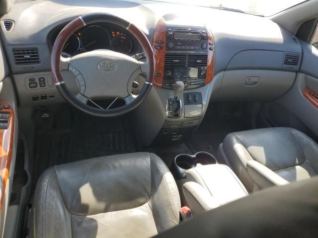 2006 Toyota Sienna XLE