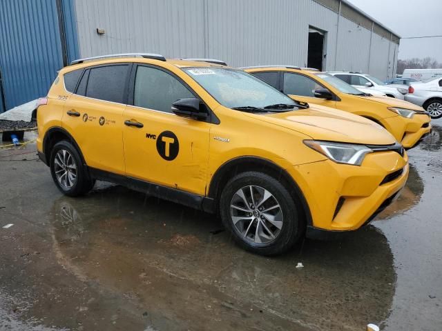 2017 Toyota Rav4 HV LE