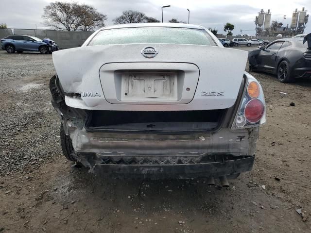 2004 Nissan Altima Base