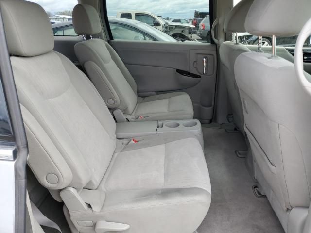 2012 Nissan Quest S