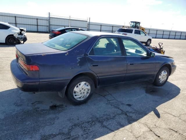 1999 Toyota Camry LE