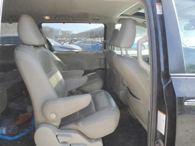 2018 Toyota Sienna XLE