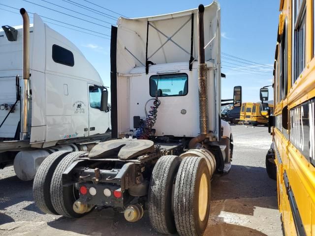 2016 Kenworth T680 Semi Truck