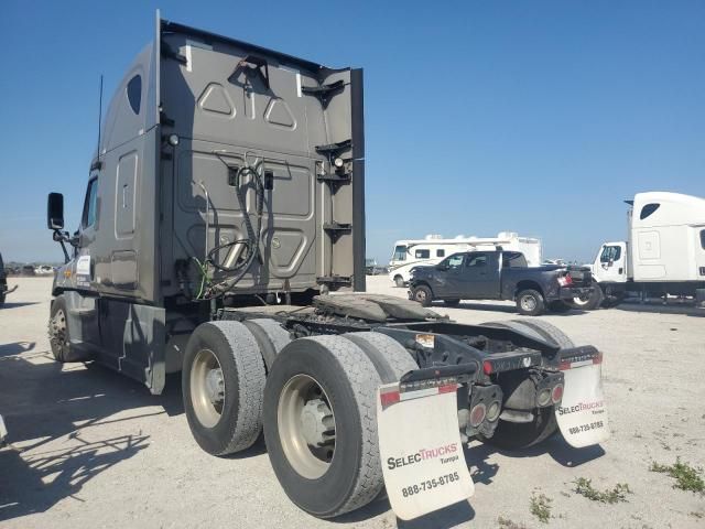 2013 Freightliner Cascadia 125