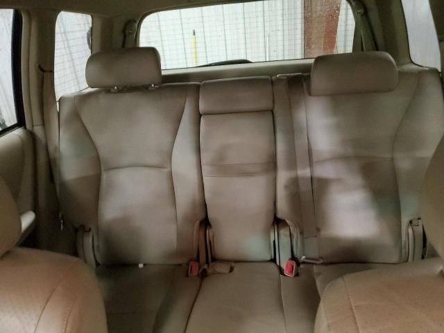 2004 Toyota Highlander Base