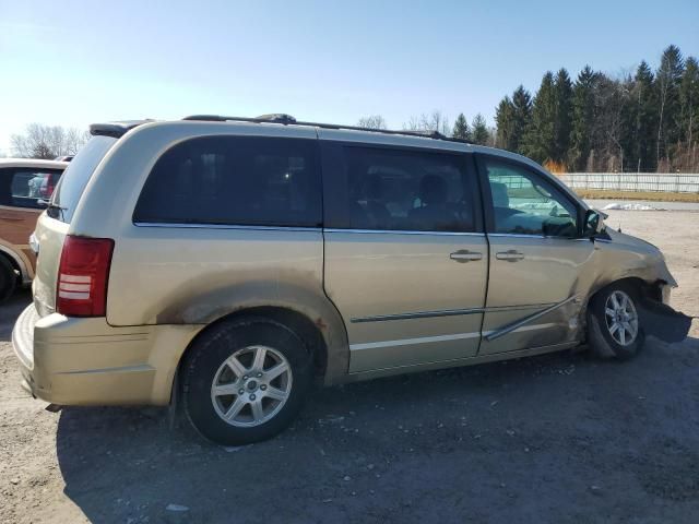 2010 Chrysler Town & Country Touring Plus