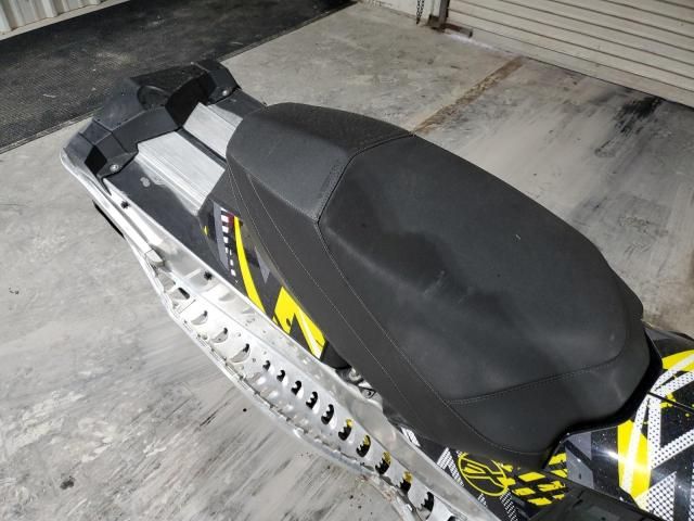 2010 Skidoo 2010 Skidoo MXZ