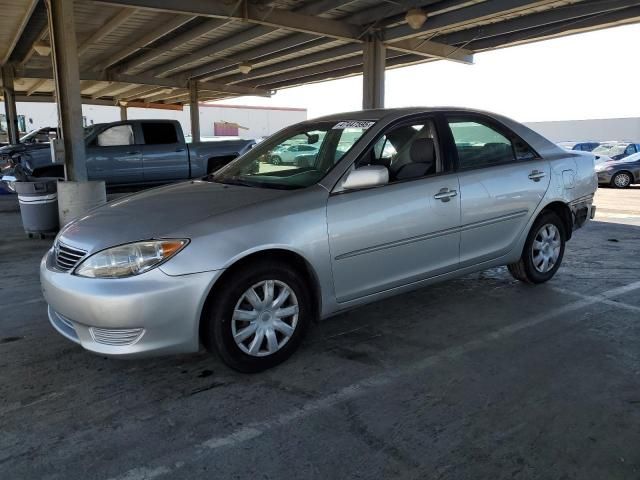 2005 Toyota Camry LE