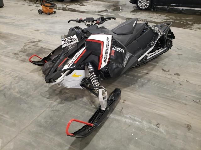 2016 Polaris Snowmobile