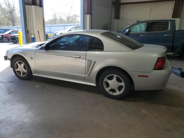 2004 Ford Mustang