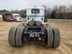 2015 Peterbilt 567 Semi Truck