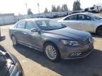 2016 Volkswagen Passat SE