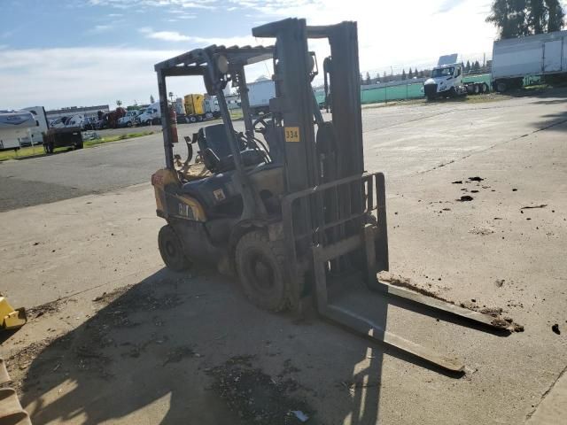 2008 Caterpillar AD22 Forklift