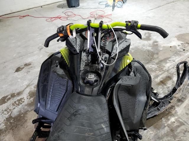 2019 Skidoo 2019 Skidoo MXZ