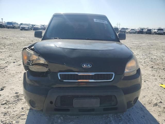 2011 KIA Soul +