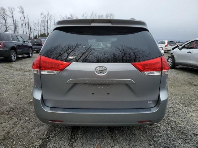 2011 Toyota Sienna LE