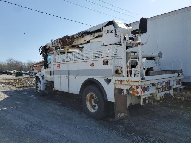 2011 International 4300 Digger Derrick Truck