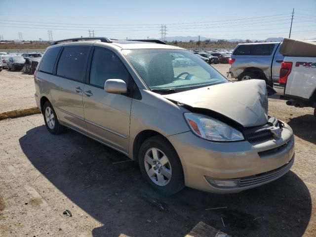 2004 Toyota Sienna XLE