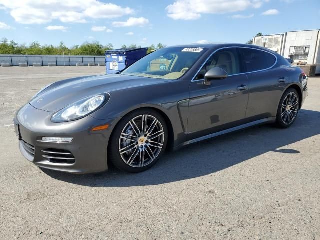 2015 Porsche Panamera S