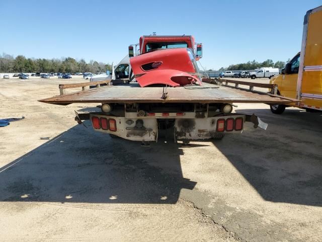 2005 Peterbilt 335 Rollback Truck