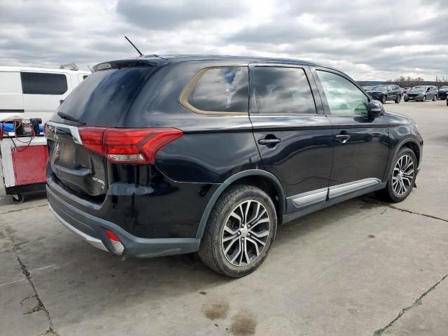 2016 Mitsubishi Outlander SE